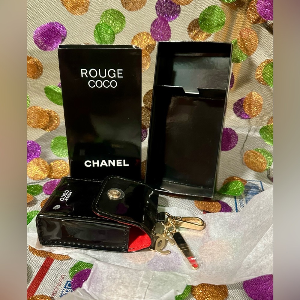 CHANEL Rouge Coco Glossy Lipstick Pouch Key holder London Event NWB GWP - Picture 10 of 11